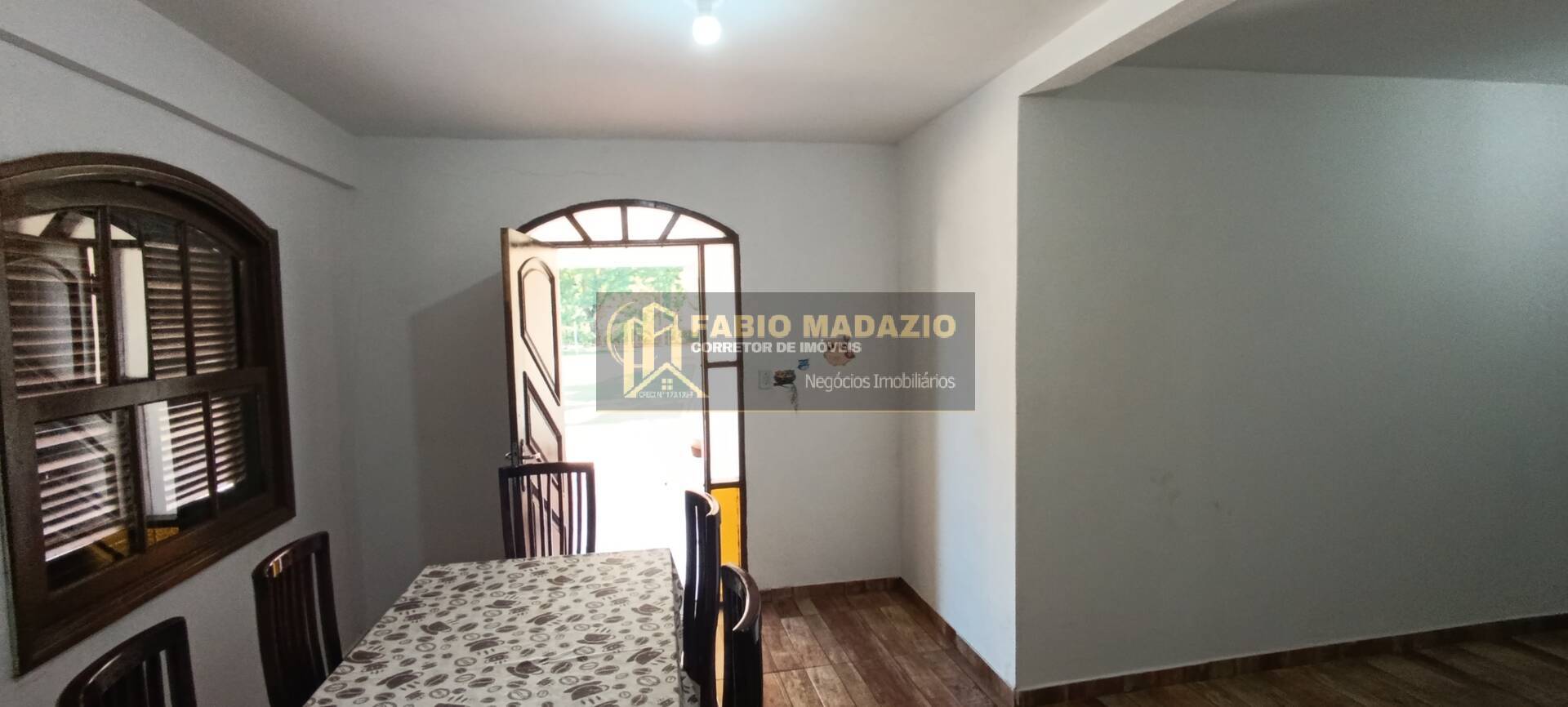Chácara à venda com 5 quartos, 350m² - Foto 7