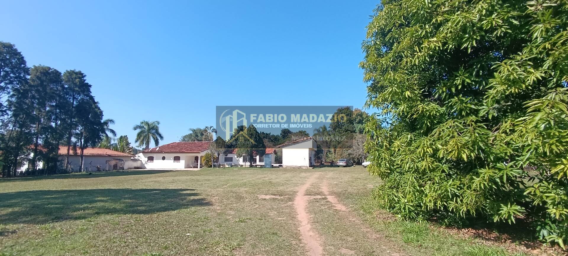 Chácara à venda com 5 quartos, 350m² - Foto 57