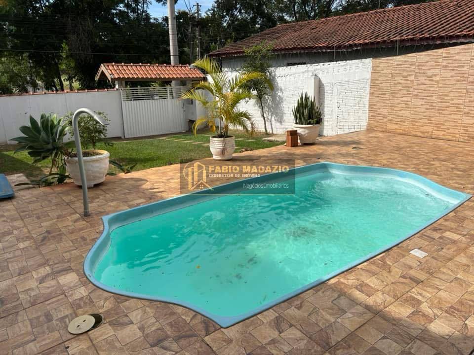 Casa à venda com 1 quarto, 90m² - Foto 1