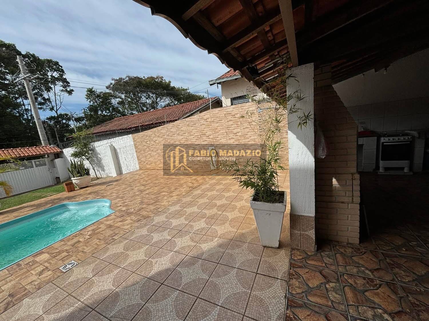Casa à venda com 1 quarto, 90m² - Foto 6