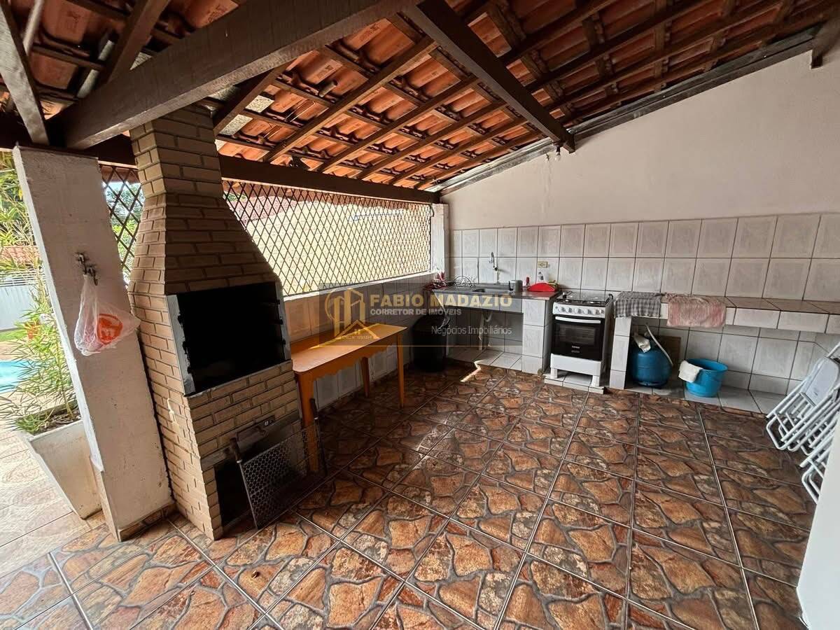 Casa à venda com 1 quarto, 90m² - Foto 8