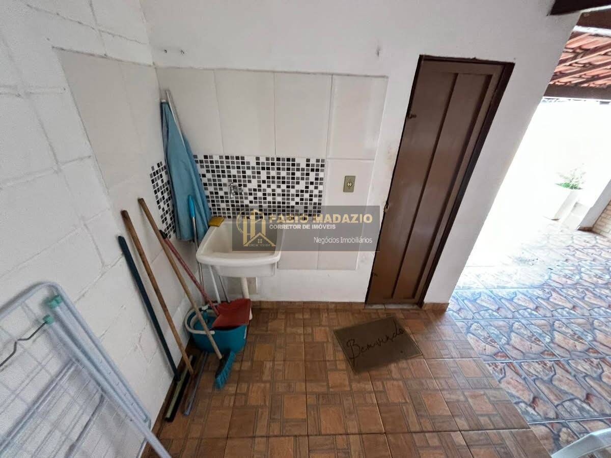 Casa à venda com 1 quarto, 90m² - Foto 11