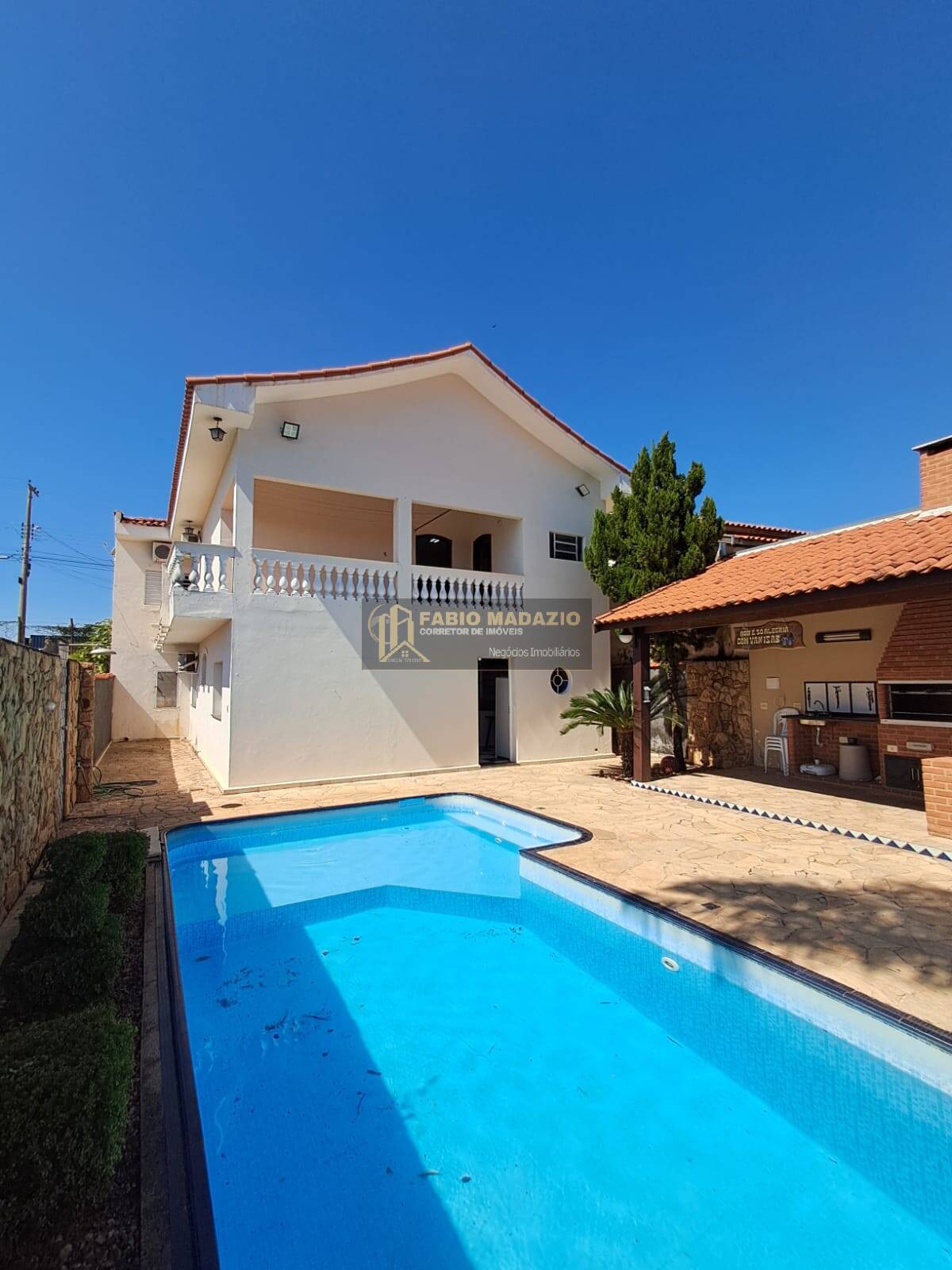 Casa, 4 quartos, 341 m² - Foto 2