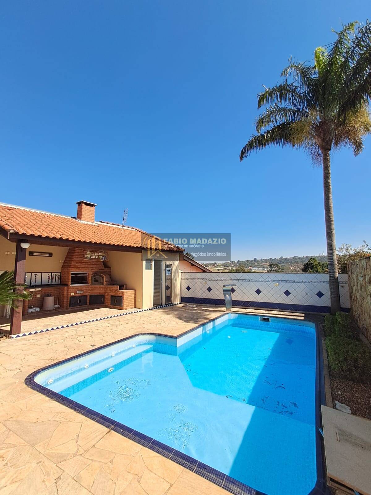 Casa, 4 quartos, 341 m² - Foto 1