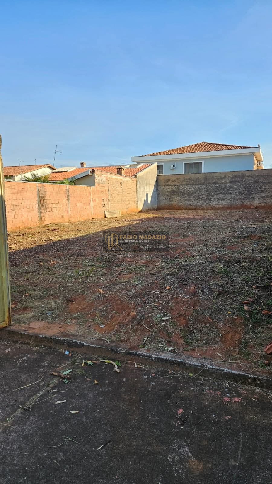 Terreno, 302 m² - Foto 2