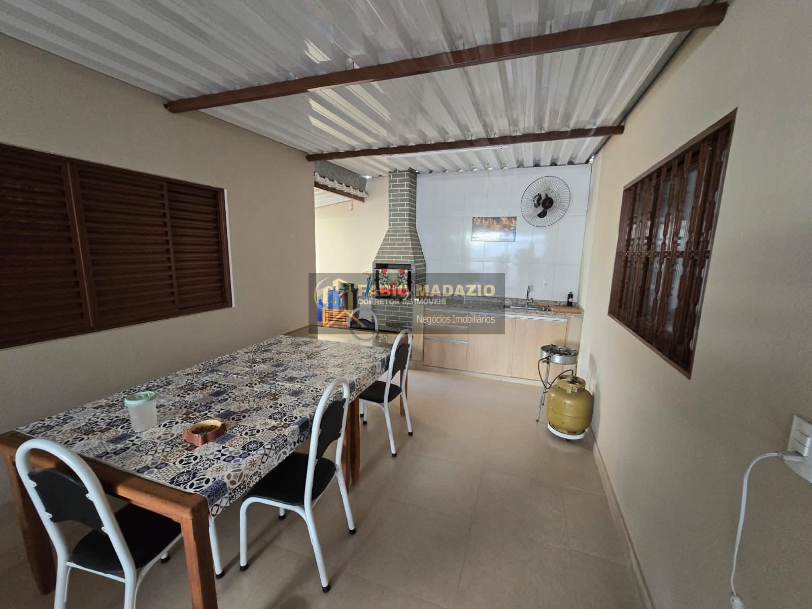 Casa, 3 quartos, 250 m² - Foto 13