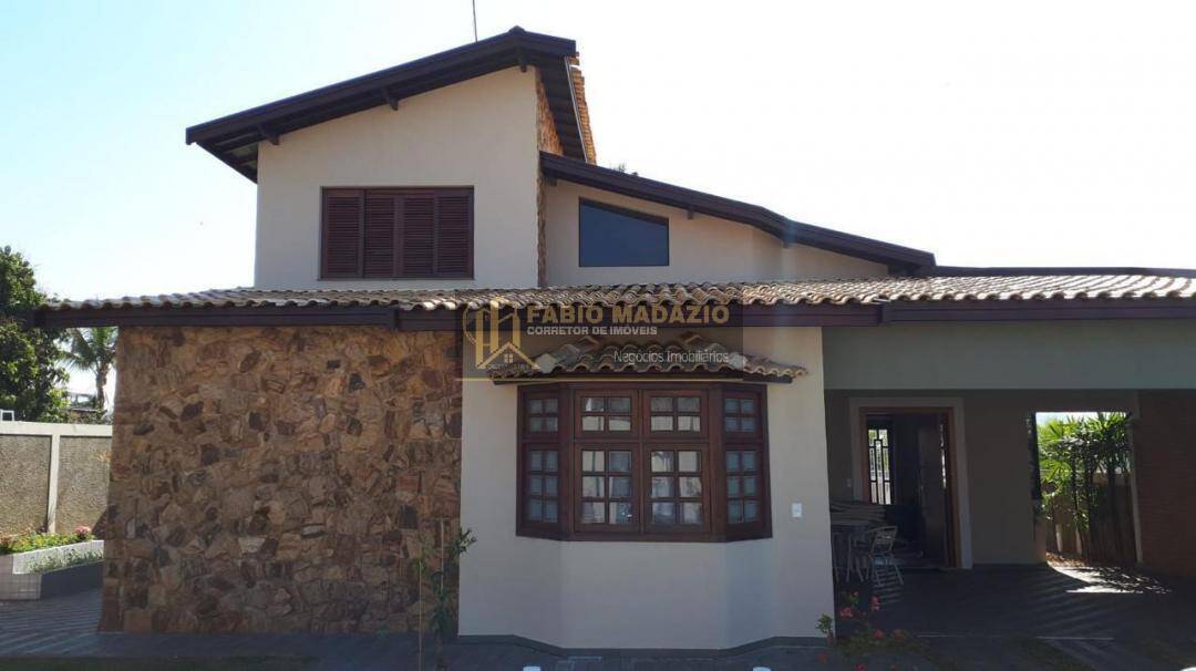 Casa, 3 quartos, 178 m² - Foto 2