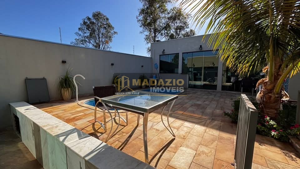 Casa, 3 quartos, 240 m² - Foto 6