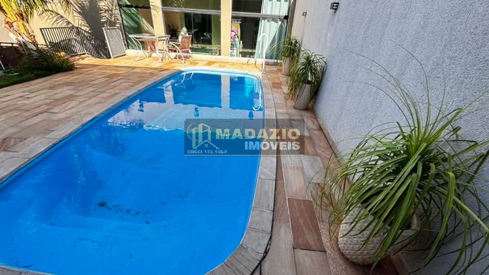 Casa, 3 quartos, 240 m² - Foto 26