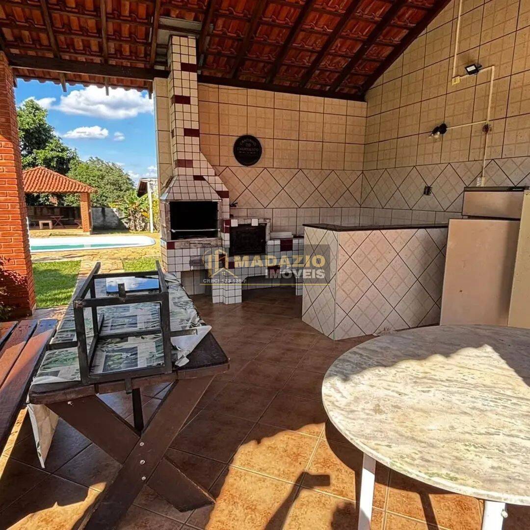 Sítio, 3 quartos, 1000 m² - Foto 4