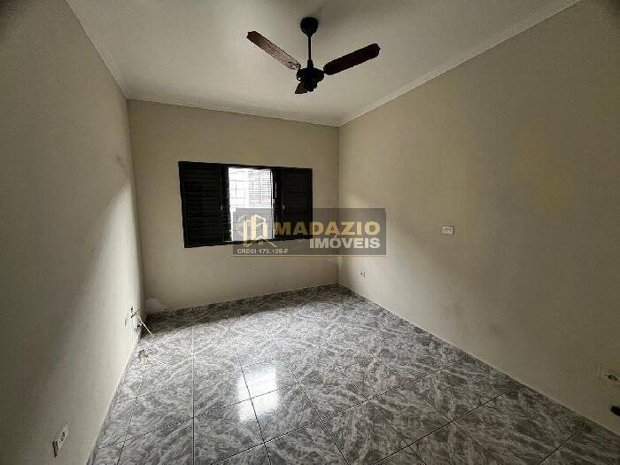 Casa, 3 quartos, 200 m² - Foto 9