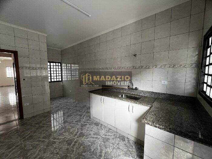 Casa, 3 quartos, 200 m² - Foto 11